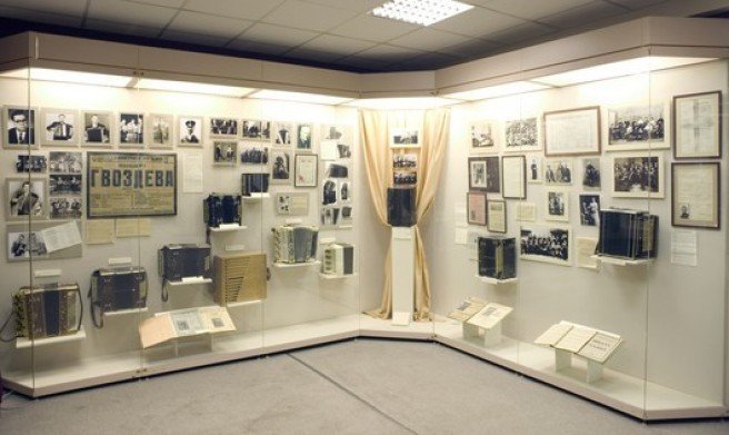 Музей русской гармоники А. Мирека Музей русской гармоники А. Мирека